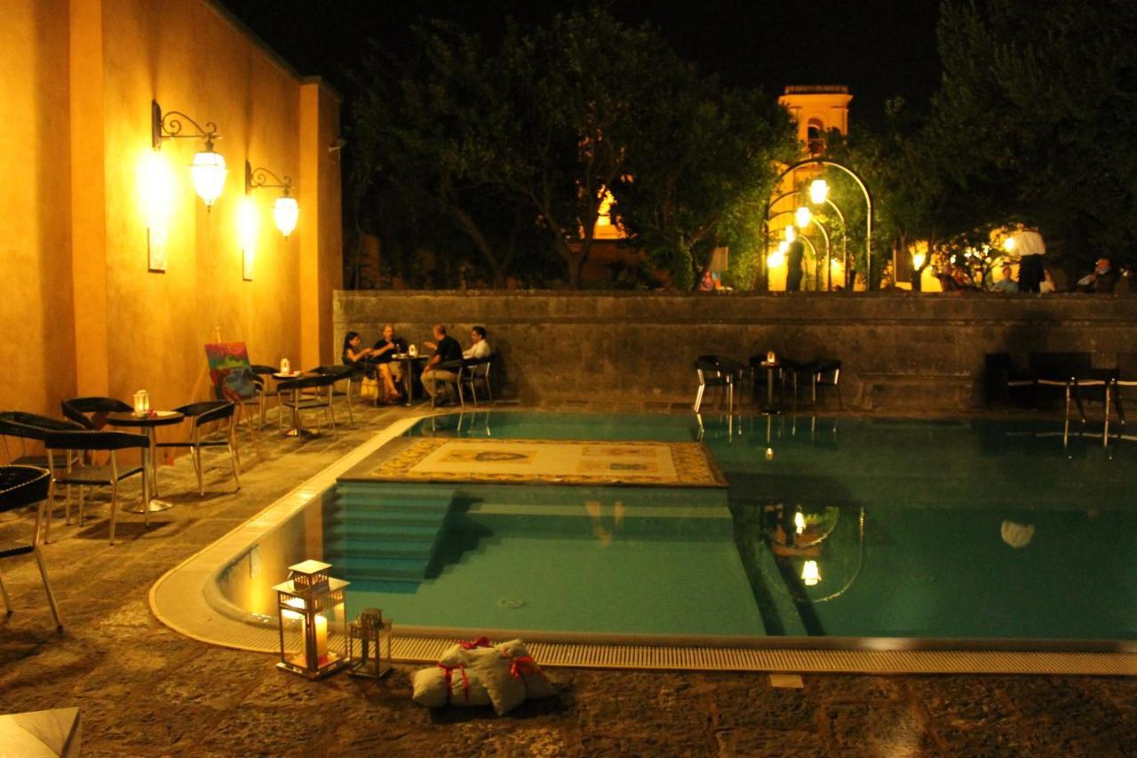 مبيت وإفطار أفيرسا Castello Di Casapozzano المظهر الخارجي الصورة